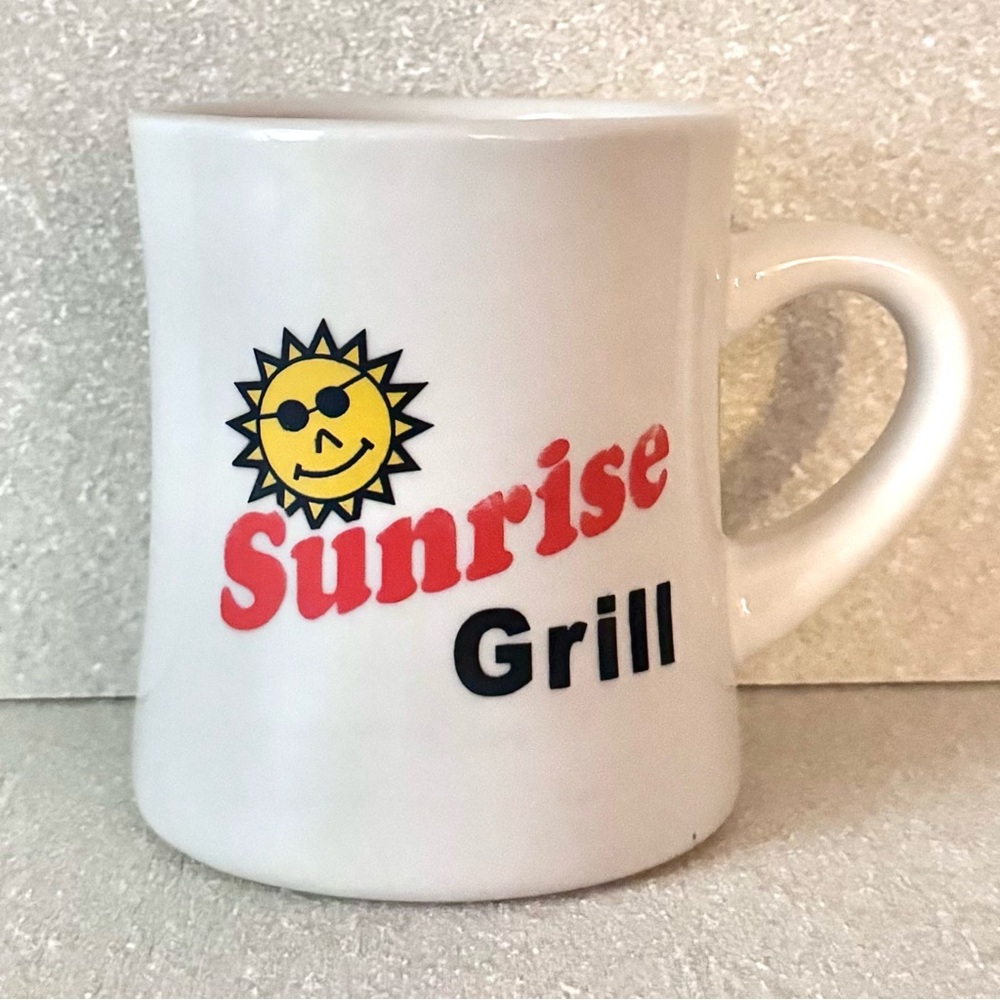 Restaurant Ware Diner Coffee Mug Cup ~ “Sunrise Grill” Cool Cat Sun Sunglasses